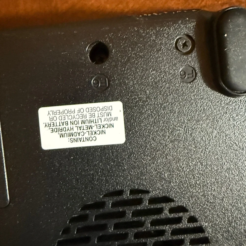 Toshiba Satellite L305-S5921 Laptop Intel Pentium Windows Vista Black only parts